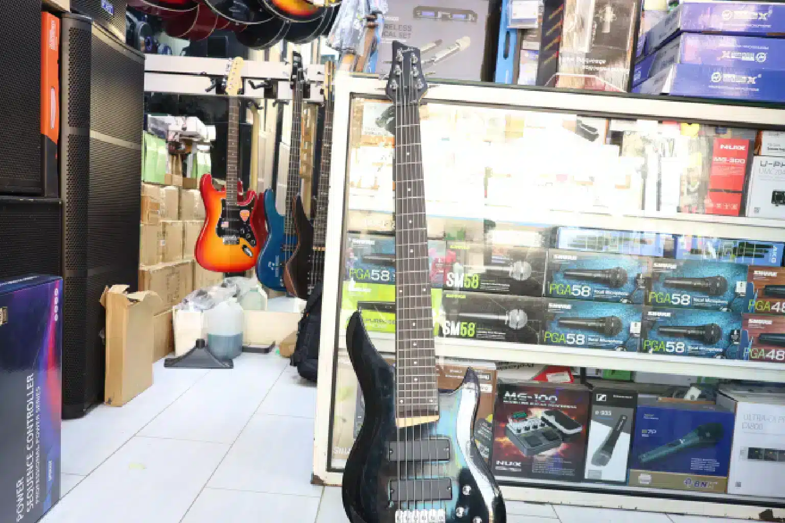 Fender 6 String Bass Guitar 2 Fender bass guitar