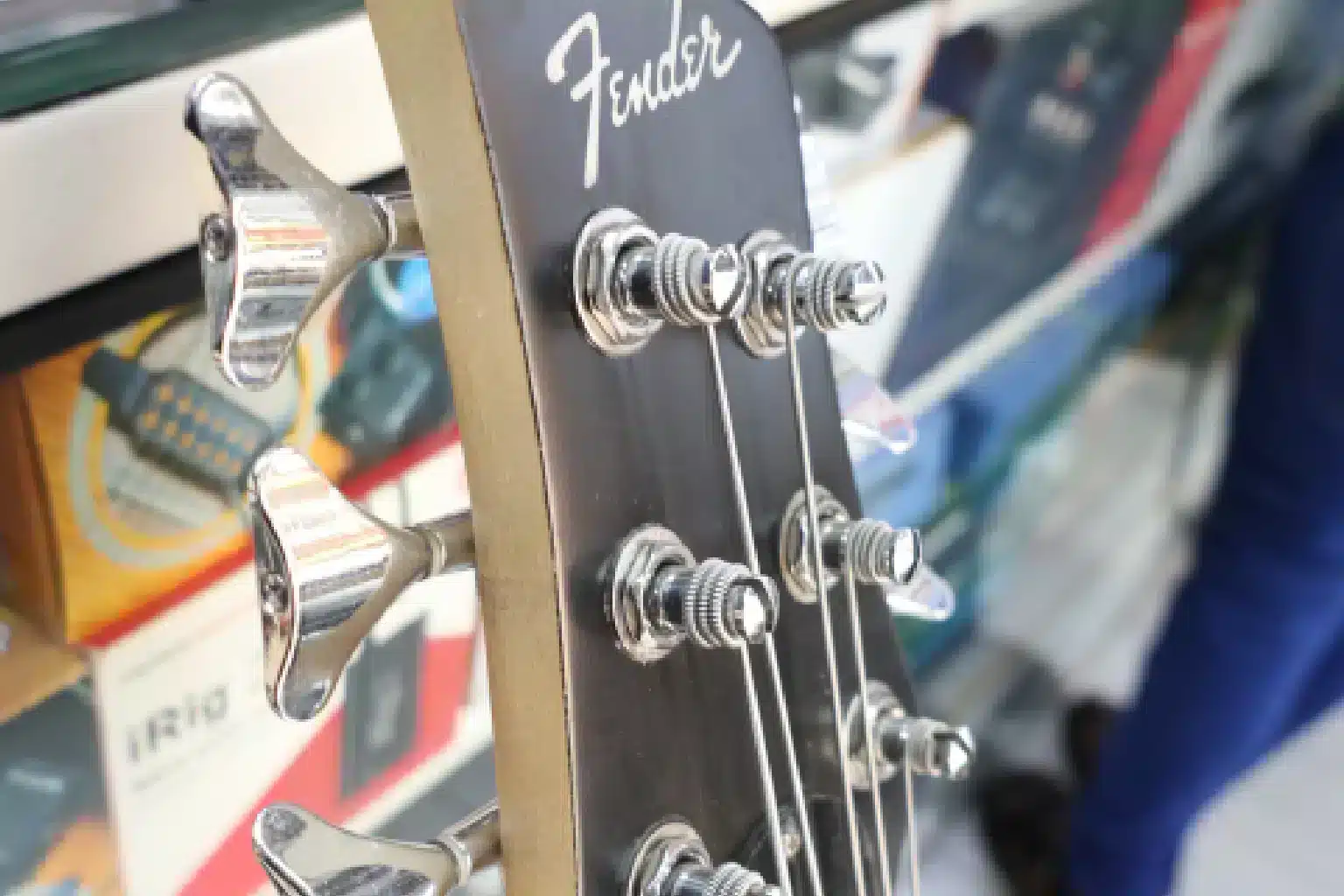 Fender 6 String Bass Guitar 7 6-string bass specs