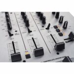 Behringer dx 626 DJ mixer - Image 11