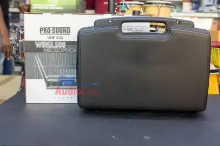 Pro-sound UHF 300 Wireless Microphone 2 Pro-sound UHF 300 mic in Nairobi