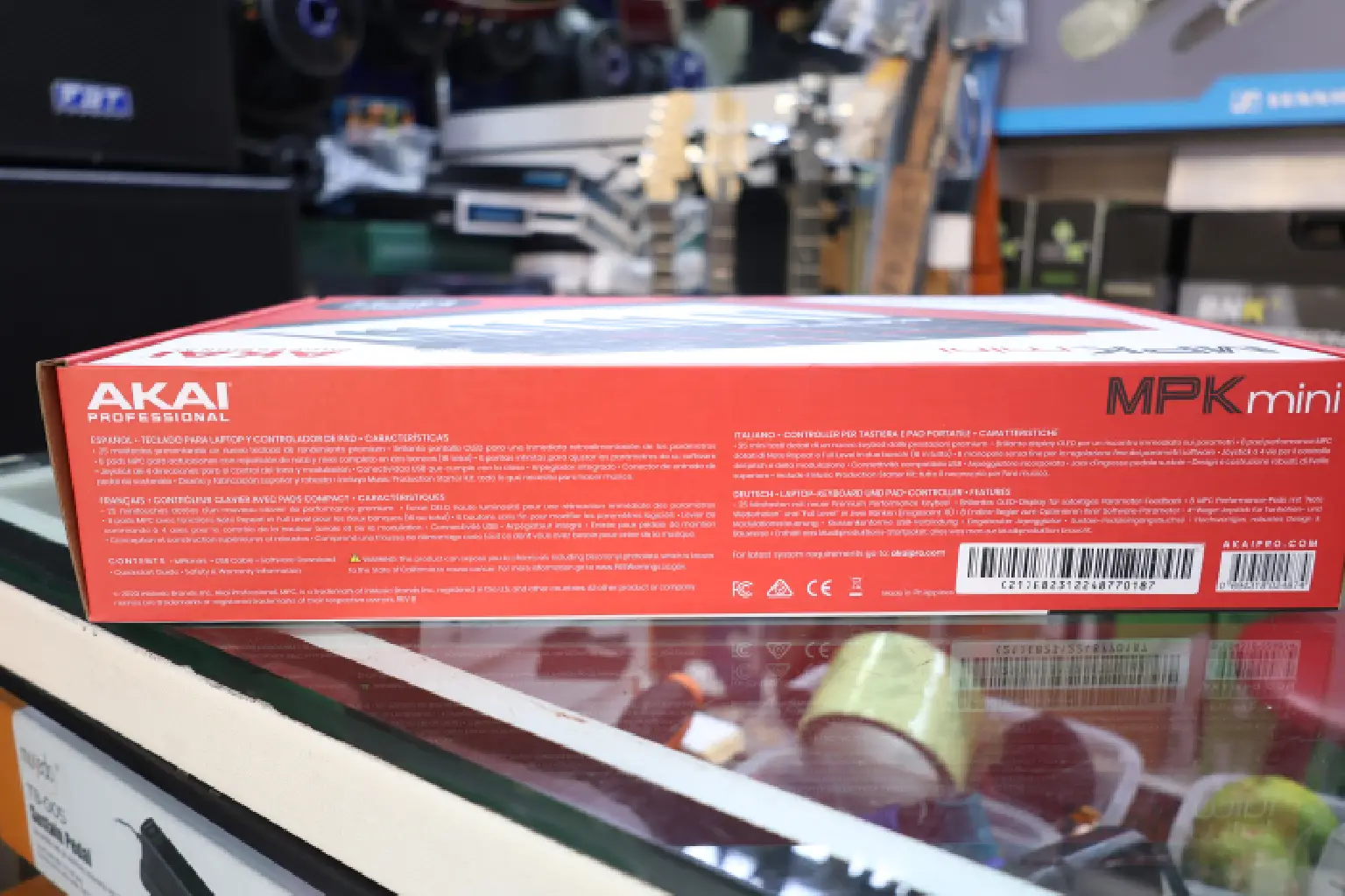 Akai Professional MPK Mini MKII – 25 Keys 4 Akai MPK Mini MKII in Nairobi