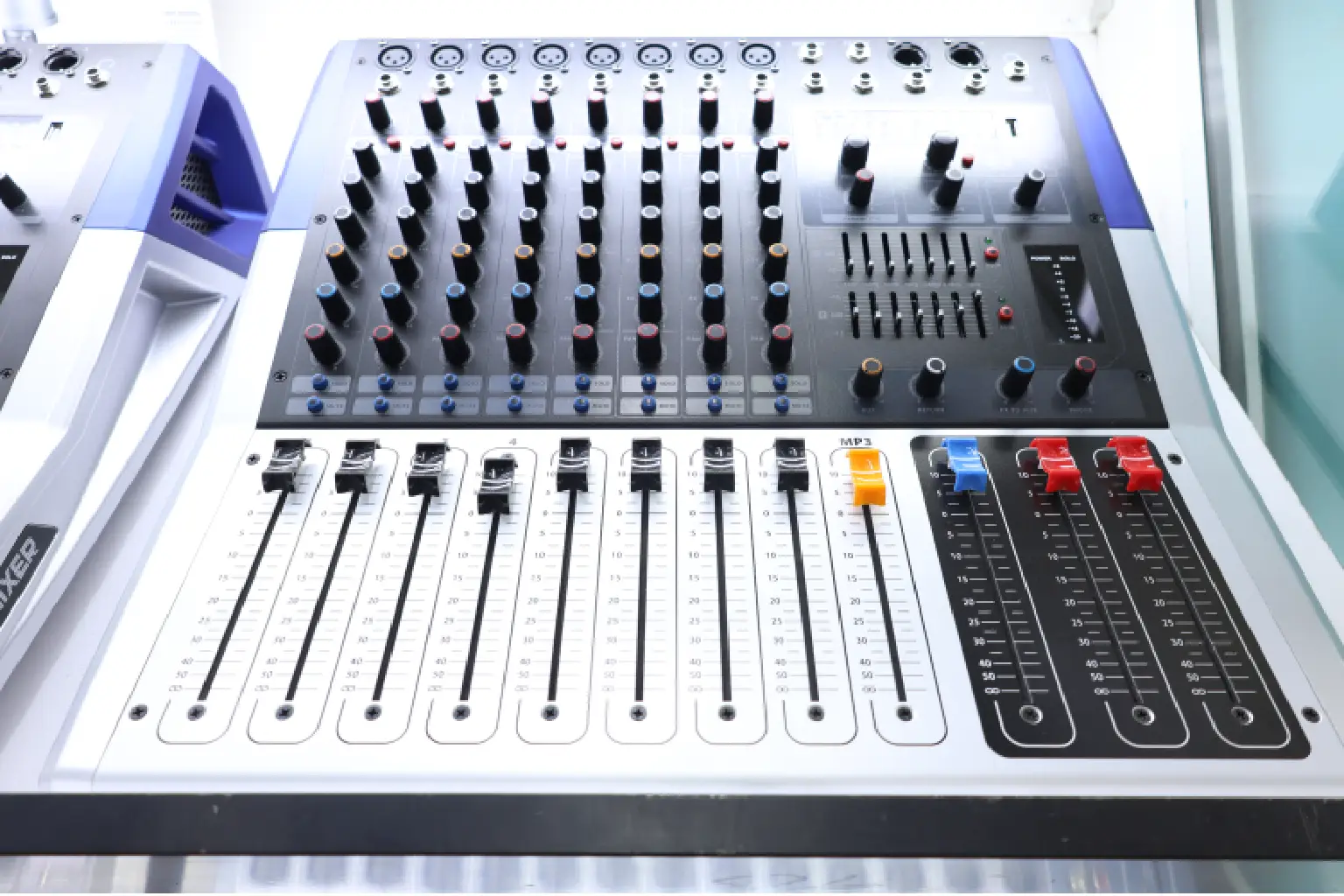 Pev Pro KV 80 8 Channel Mixer 7 PevPev Pro KV 80 Mixer