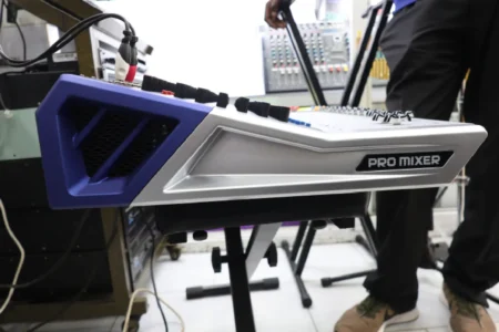 Pev Pro KV 160 16 Channel Mixer 20 Pro KV 160 16-Channel Mixer