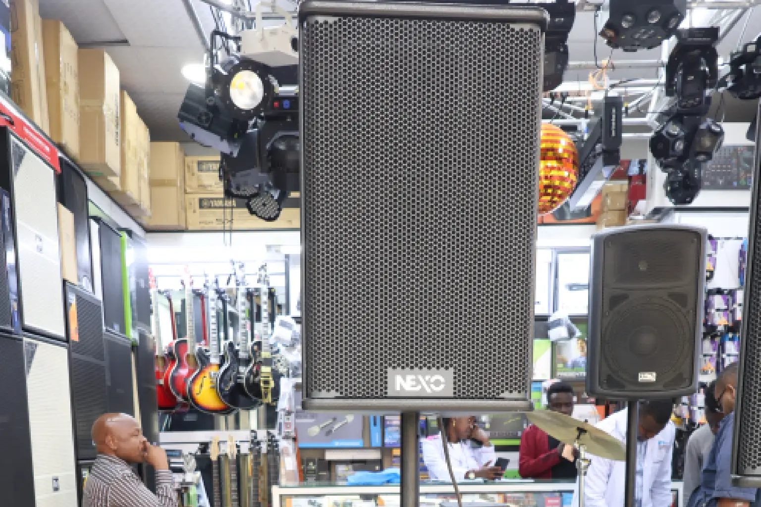 Nexo PS 2-15 Midrange Speaker 8 Nexo PS 2-15 professional audio