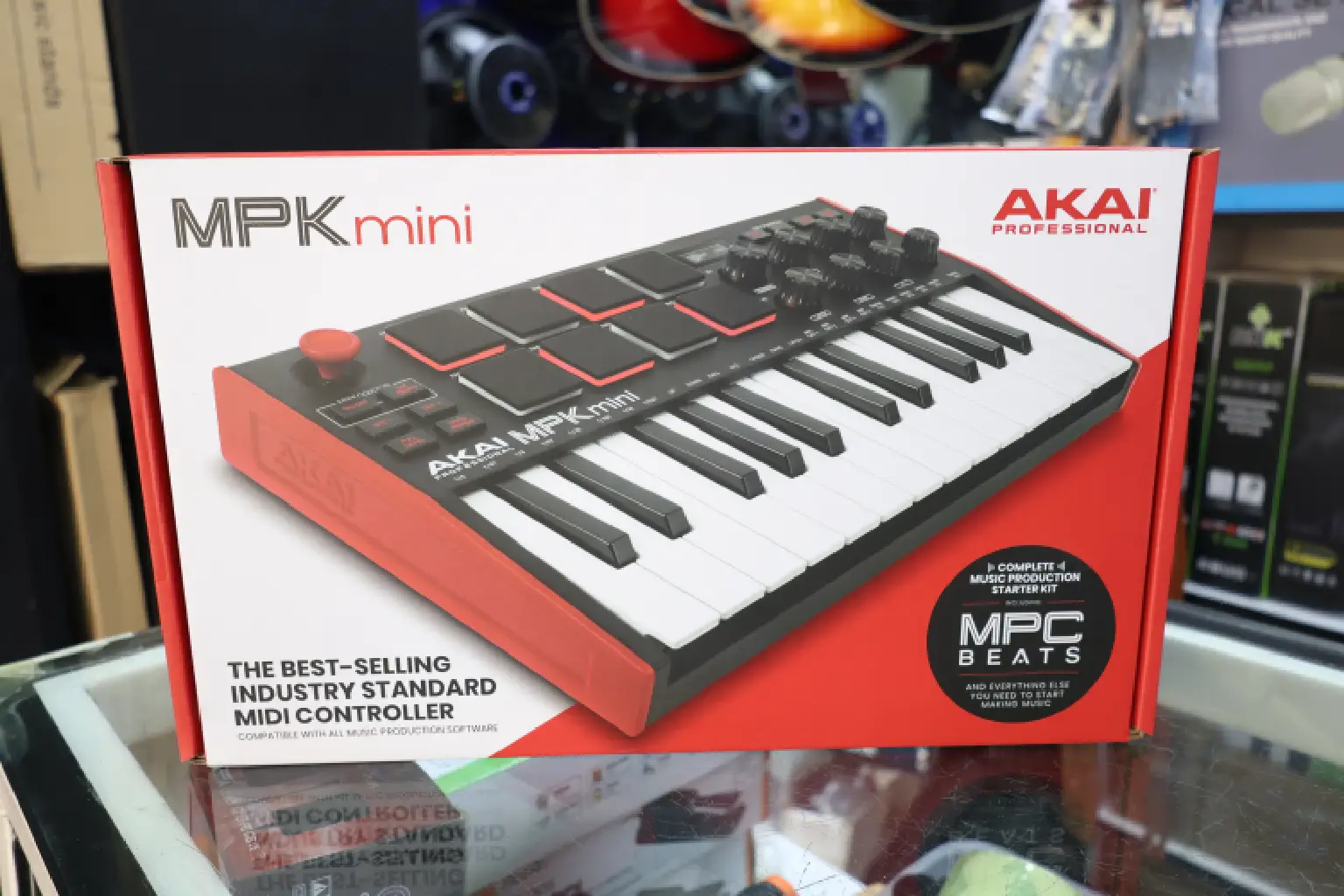 Akai Professional MPK Mini MKII – 25 Keys 9 What software works with akai MPK mini MKII