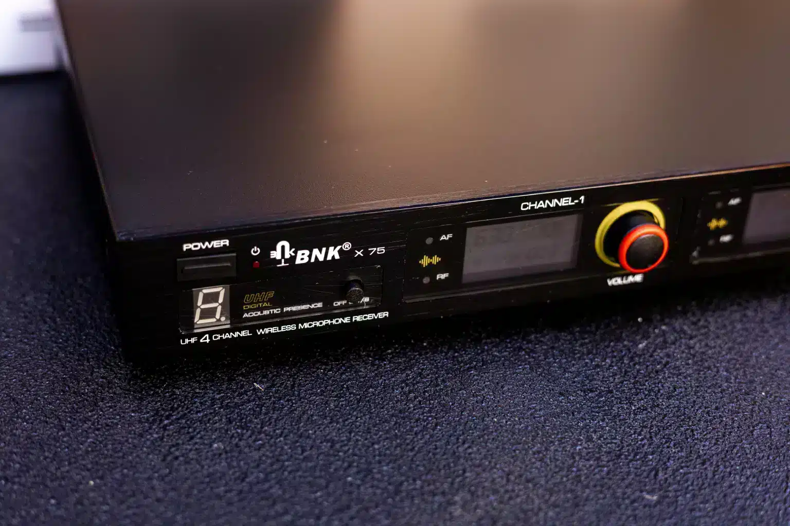 BNK X75 4in1 Wireless Microphone System 7 BNK X75 features