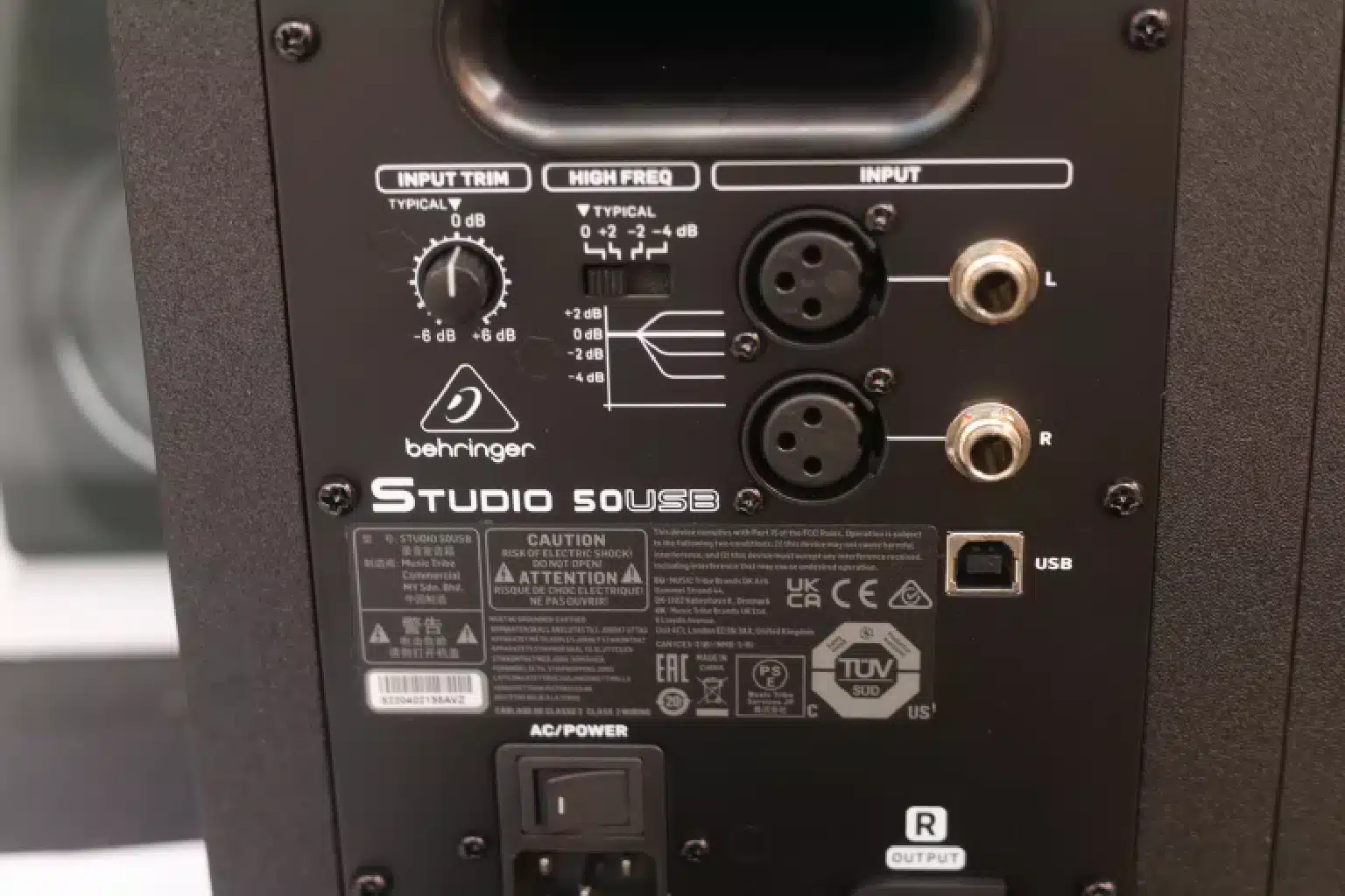 Behringer media 50 USB Monitor 6 Behringer Studio 50USB frequency response