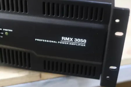 QSC RMX Series RMX 3050 Power Amplifier 13 QSC RMX 3050 in Nairobi