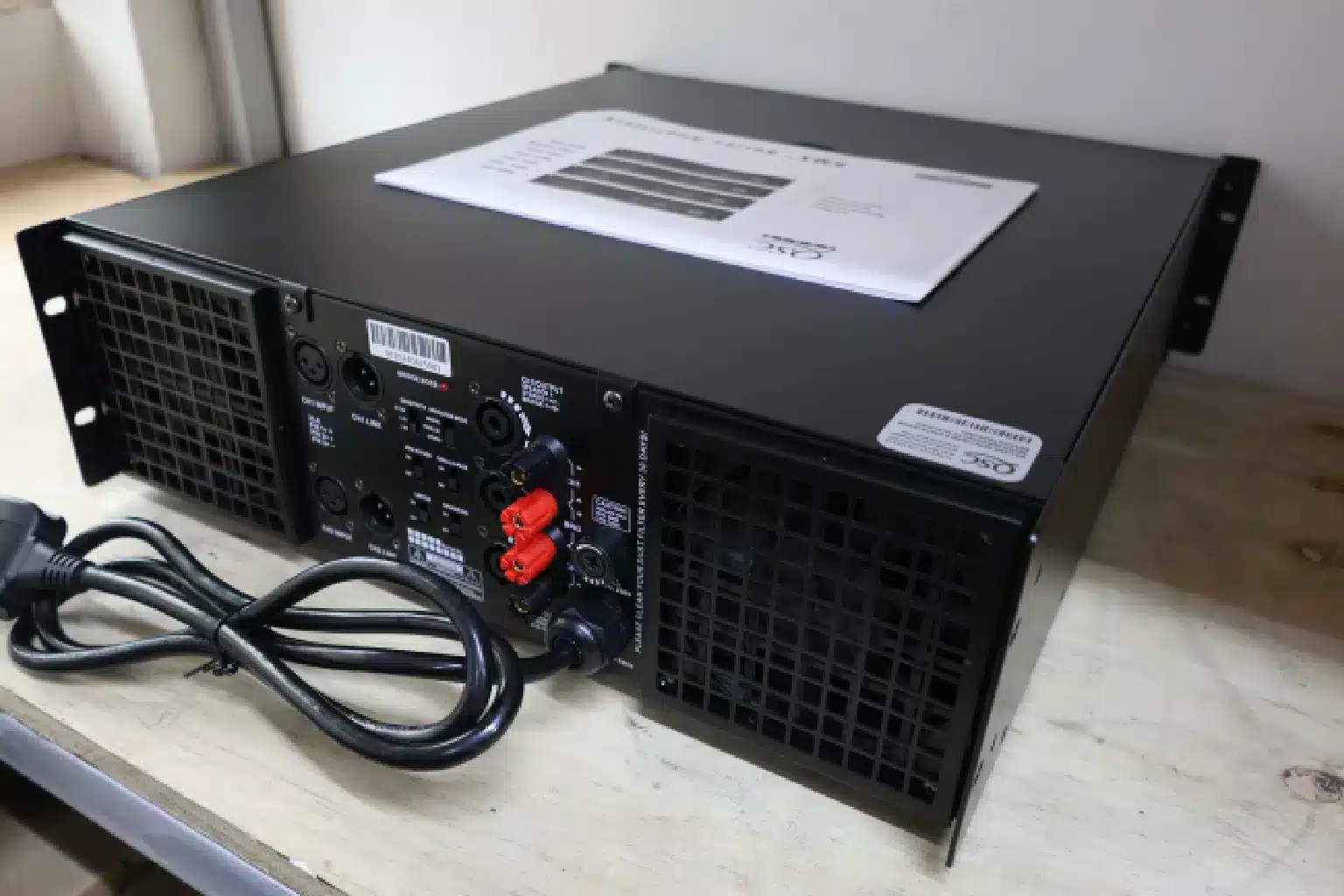 QSC RMX 4050HD Power Amplifier 1 QSC RMX 4050 in Nairobi