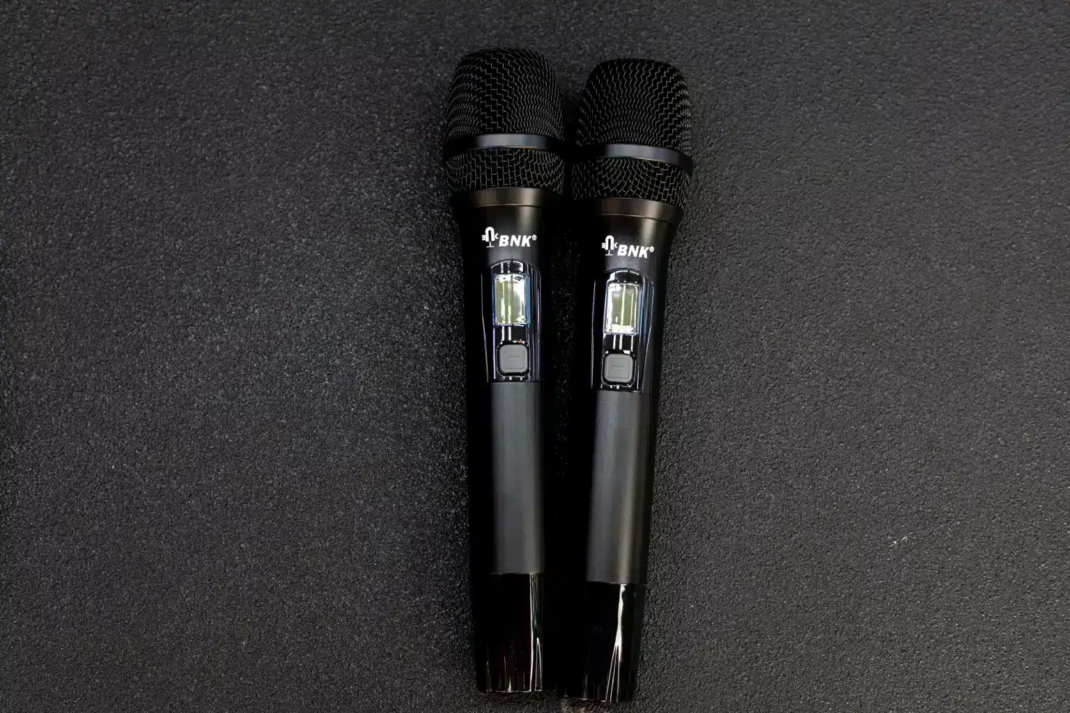 BNK IS 20 Wireless Microphone 2 Professional wireless mic Nairobi,