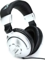 Behringer HPS3000