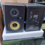 KRK rokit M5 studio