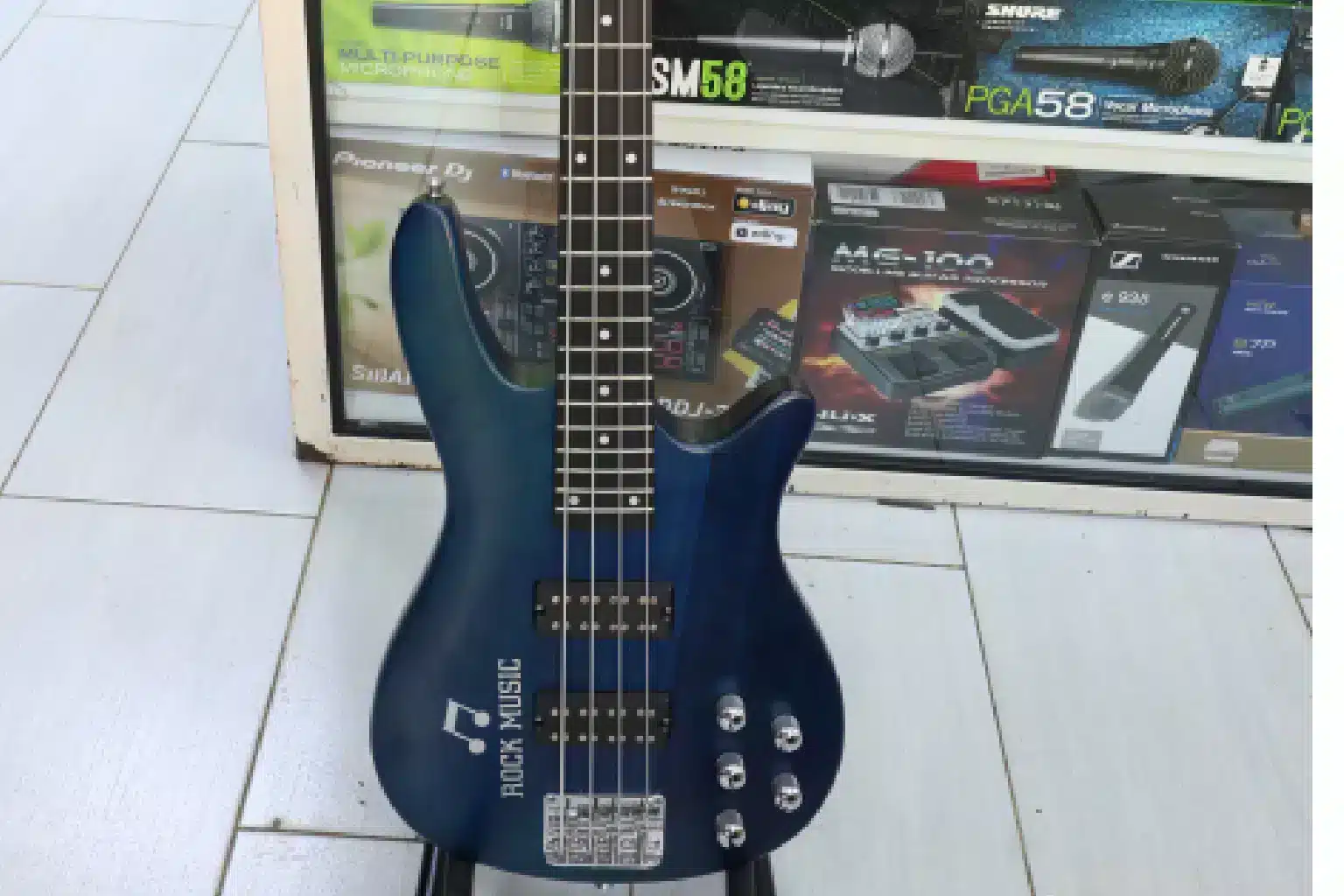 Ibanez SDGR 5 string bass guitar