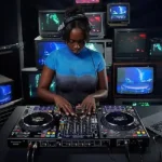 Numark Mixtrack Platinum FX - Image 7