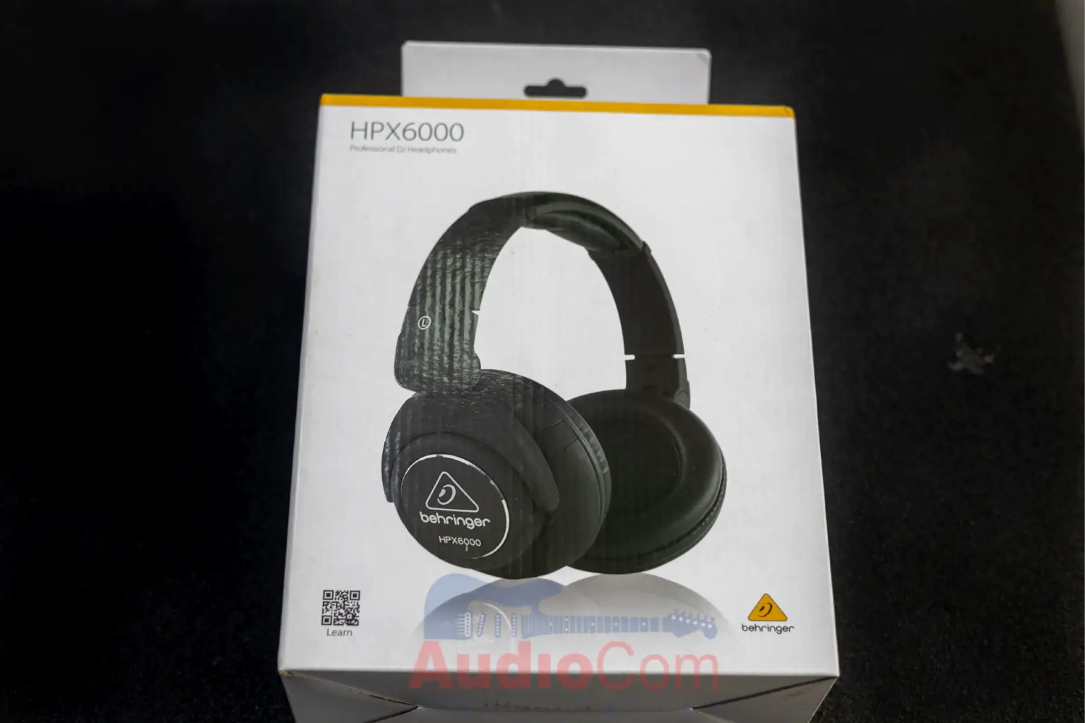 Behringer HPX6000 Studio Headphones 6 headphones Kenya