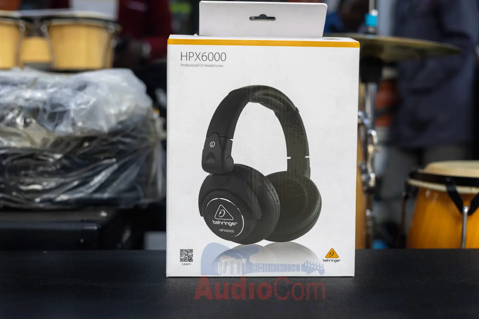 Behringer HPX6000 Studio Headphones 5 hpx6000 headphones