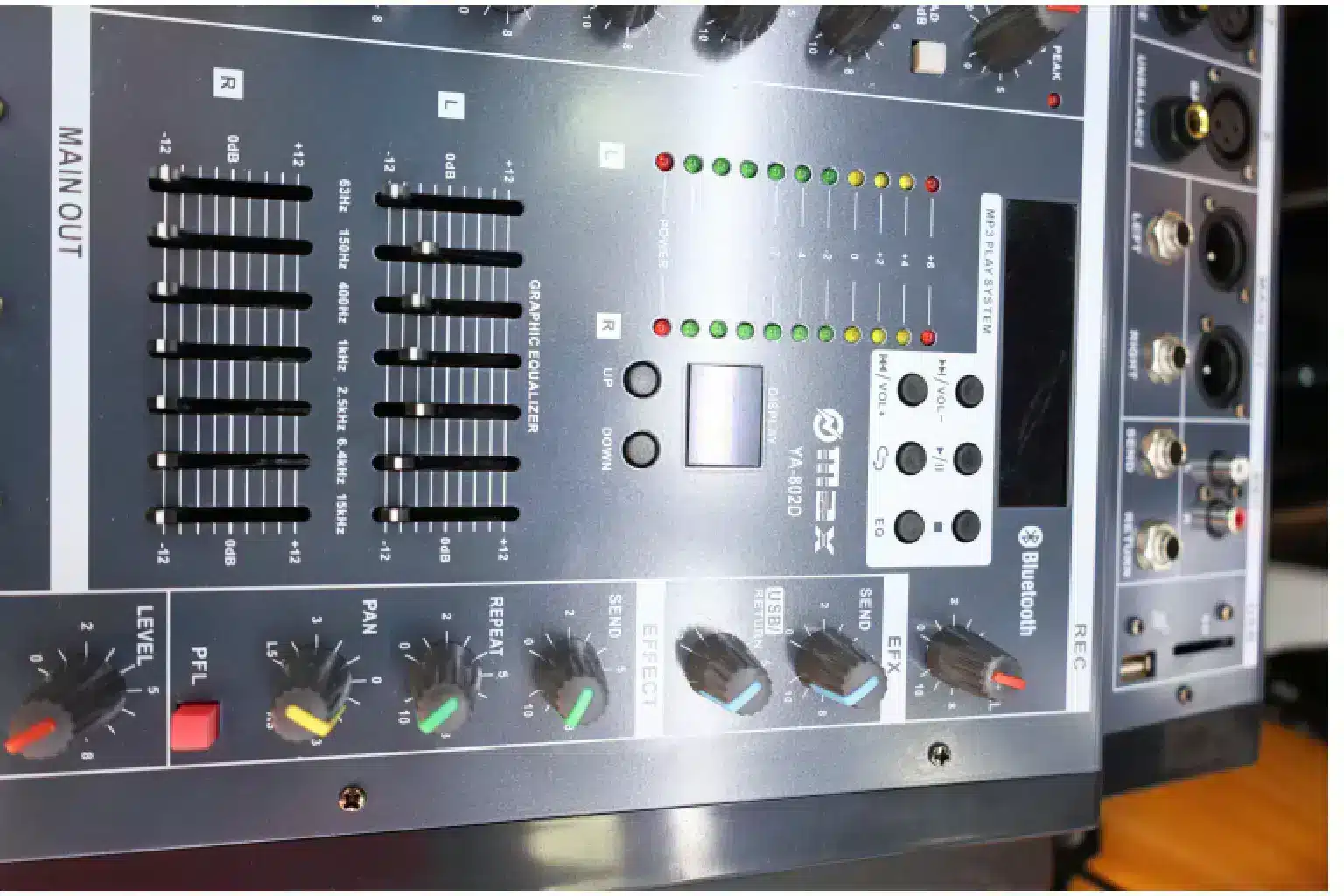 Max YA 802D USB Powered Mixer 4 Max YA 802D USB mixer specifications