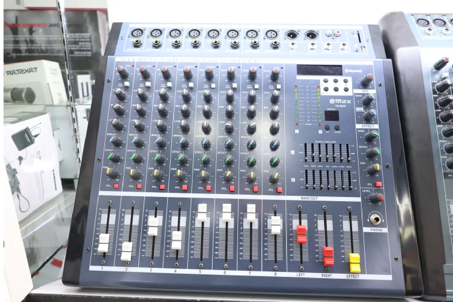 Max YA 802D USB Powered Mixer 8 Max YA 802D USB Plain Mixer user feedback