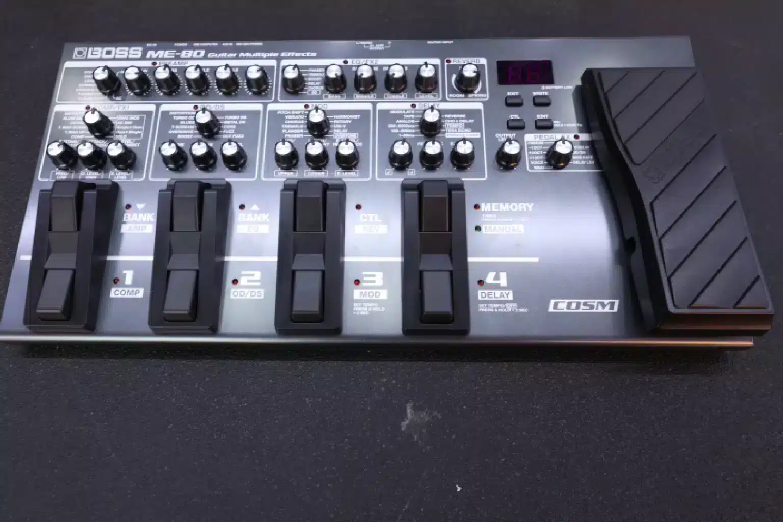 BOSS ME 80 Effects Pedal 7 Boss ME-80 setup