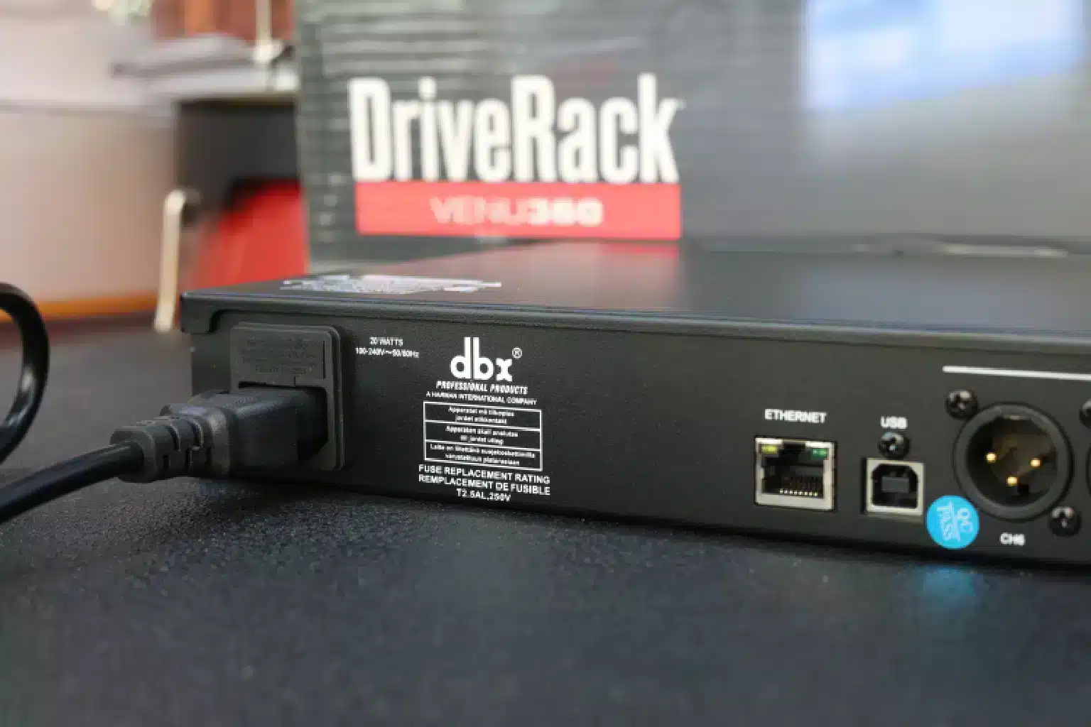 Dbx VENU360 DriveRack Loudspeaker Management System 7 Behringer DBX DriveRack VENU360 equalizer