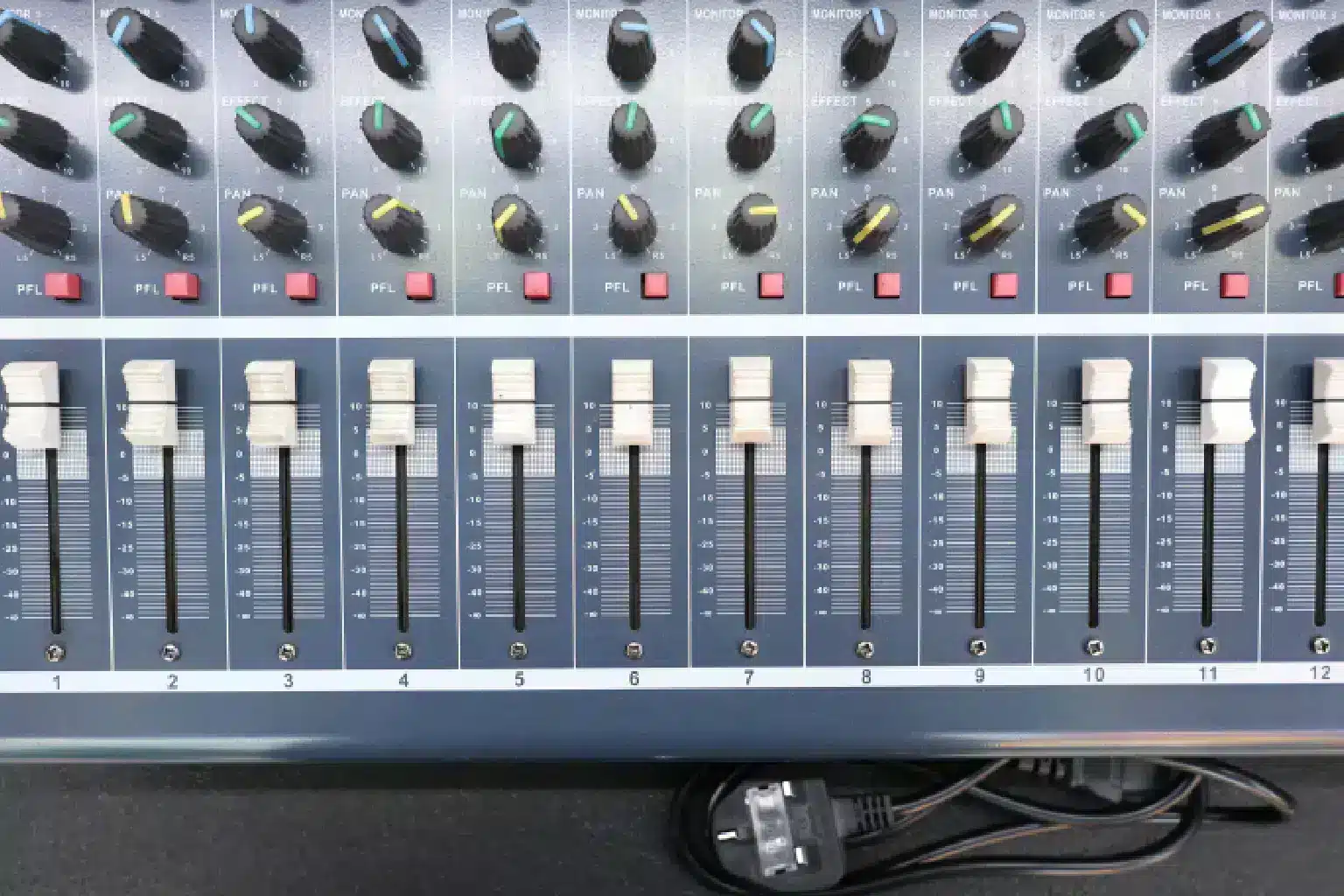 Max ya 1202 USB 12 Channel Mixer 4 Max ya 1202 USB Mixer price