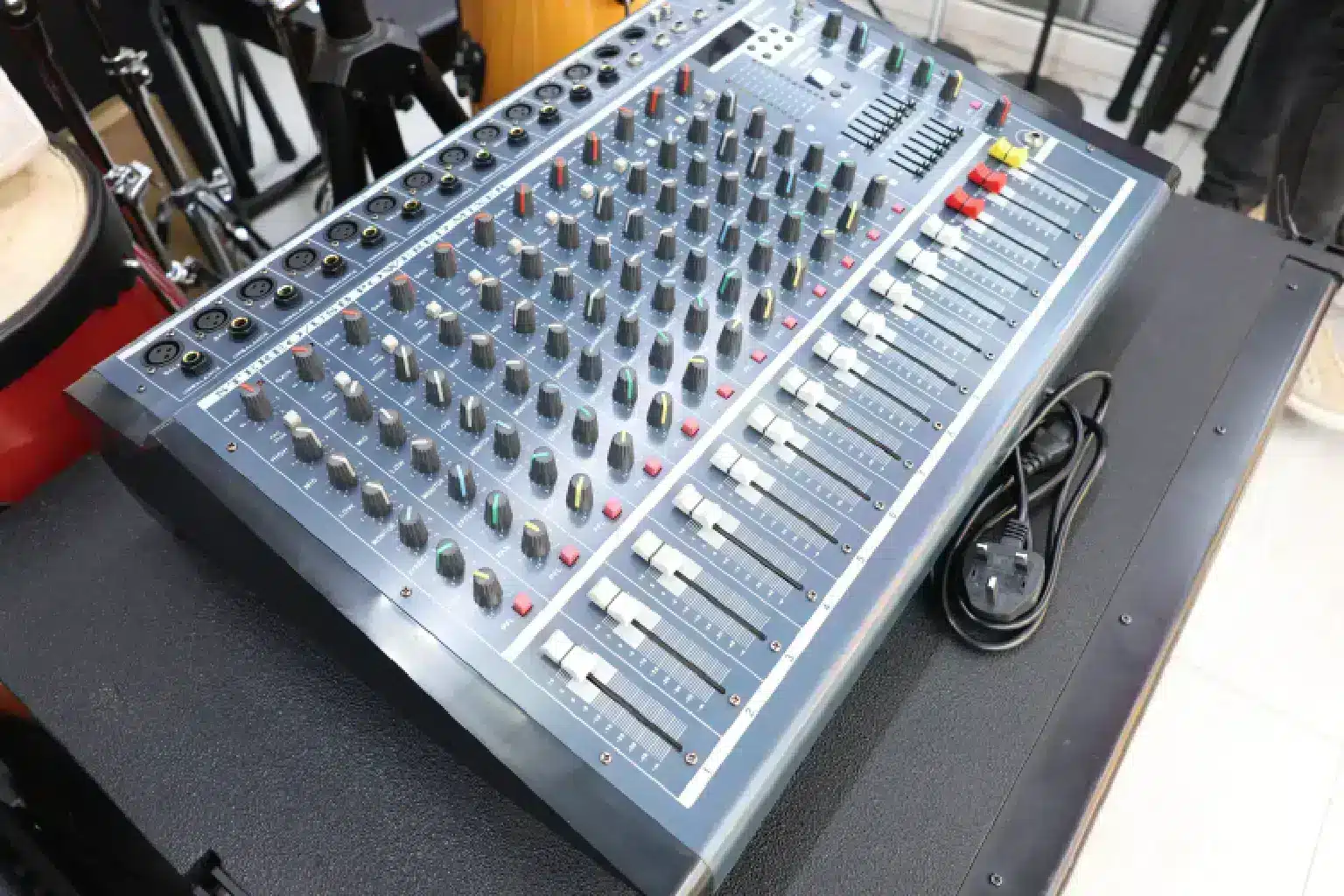 Max ya 1202 USB 12 Channel Mixer 5 Max ya 1202 USB Mixer comparison
