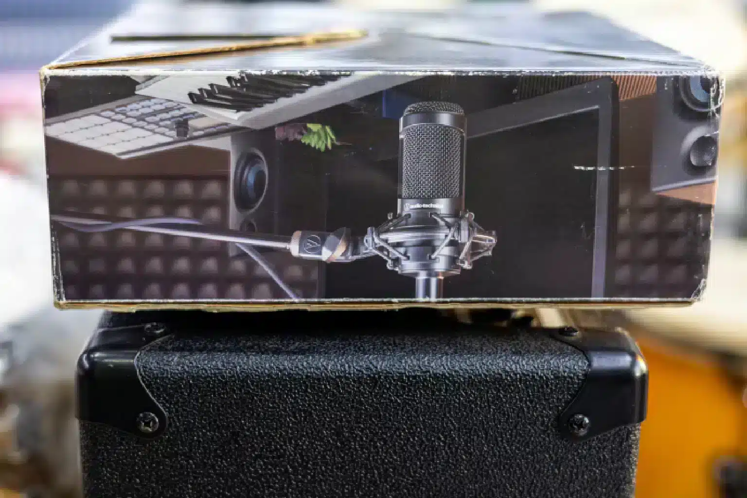 Audio technica AT2035 Microphone 5 Best condenser microphone Kenya,