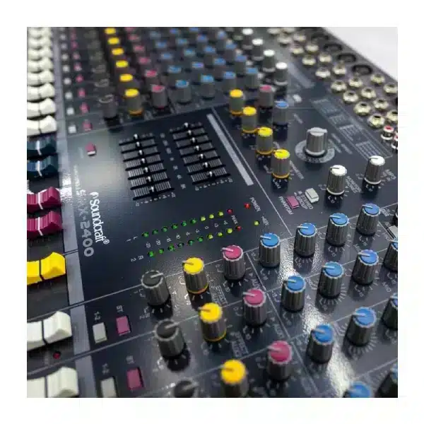 Soundcraft SMX 2400 Soundcraft SMX 2400
