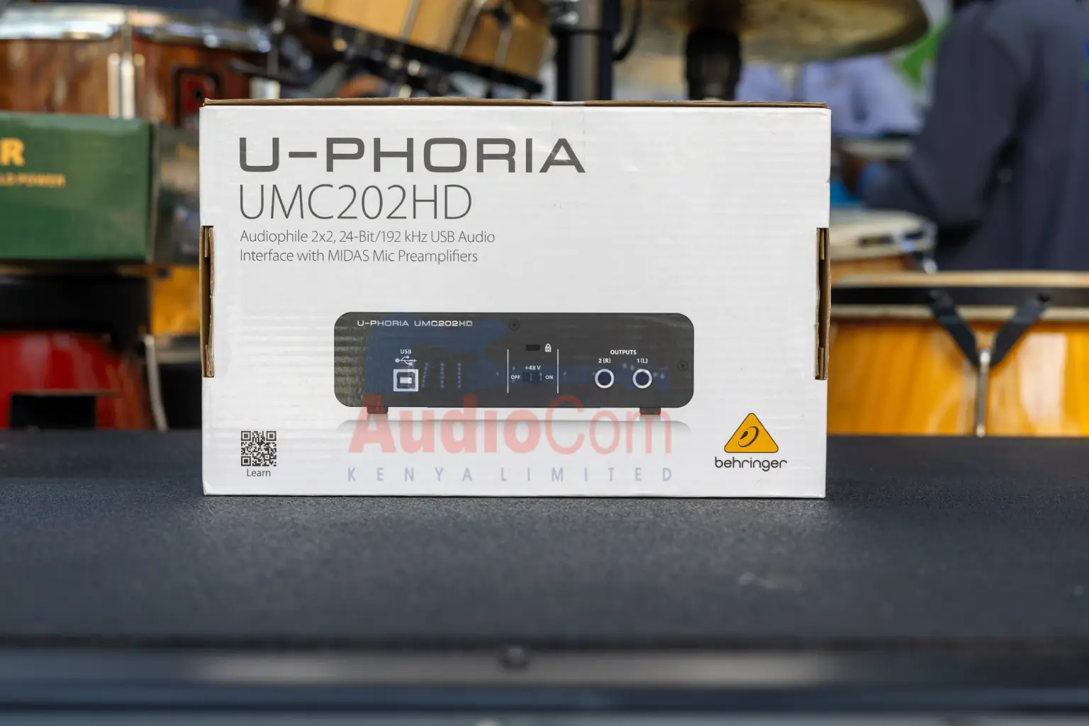 Behringer UMC202HD USB Audio Interface 2 Behringer UMC202HD recording