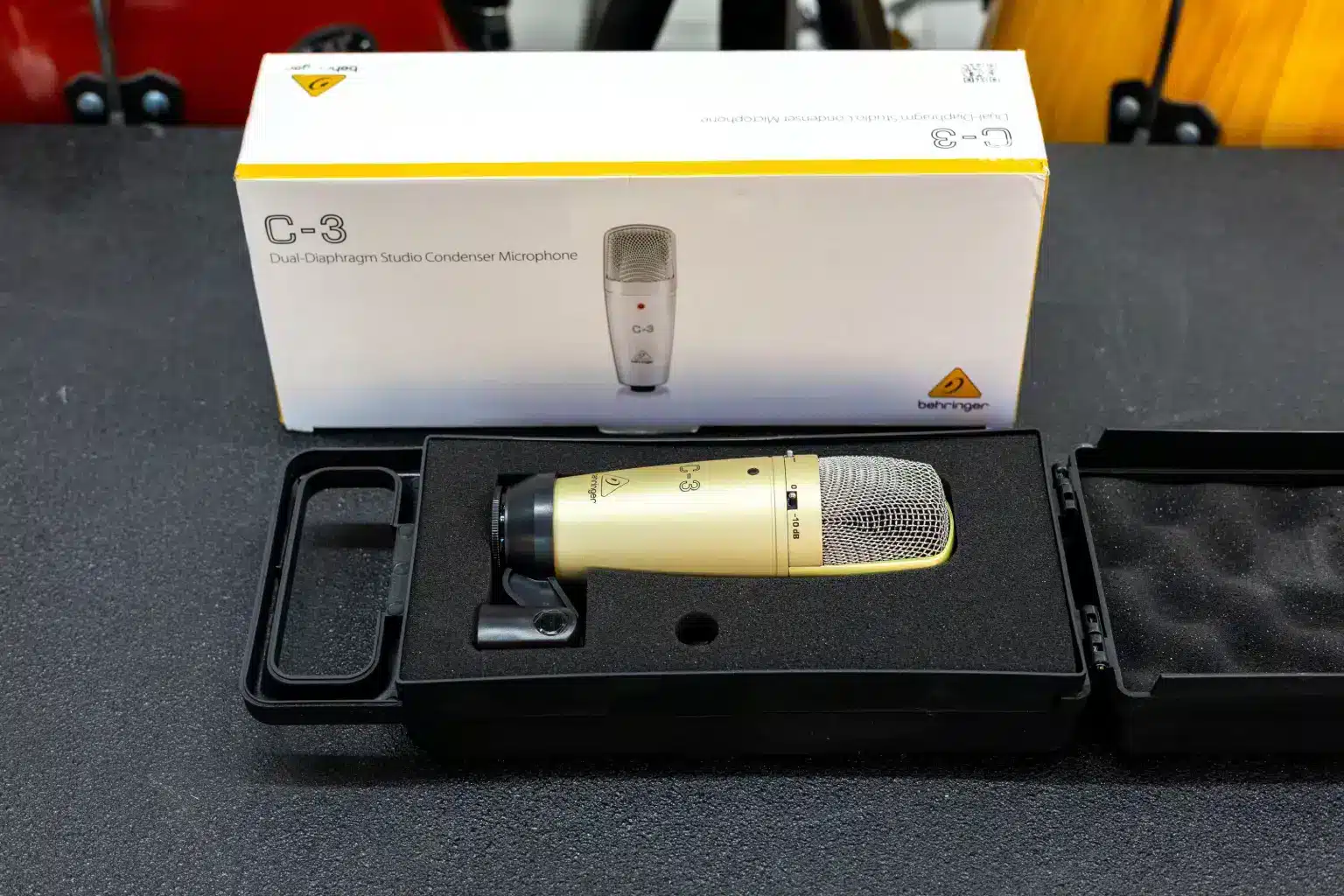 Behringer C-3 Condenser Microphone 3 C-3 condenser microphone