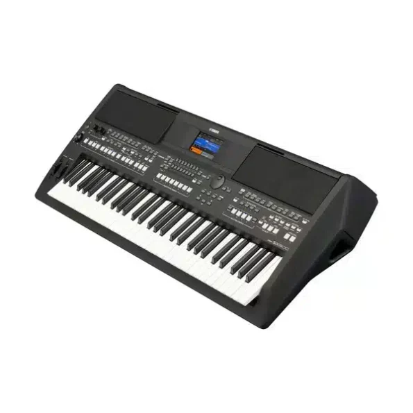 Yamaha PSR SX600 keyboard