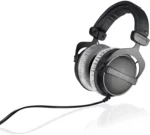 Beyerdynamic DT 770 PRO 80 Ohm Studio Headphones for professional recording and monitoring - Image 4