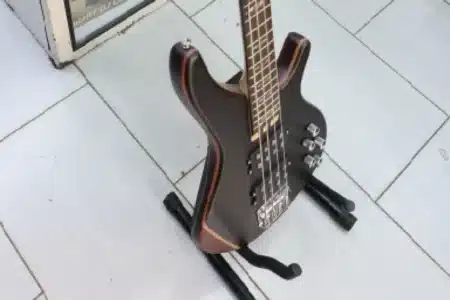 Ibanez Active 4 Strings Bass Guitar 14 Electric Bass