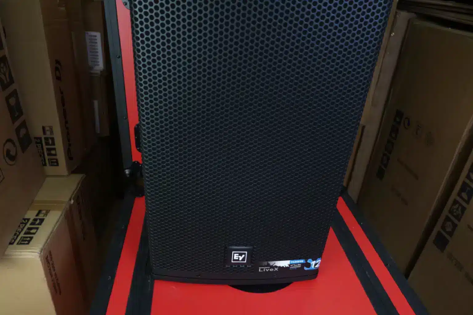 EV ELX 112P Passive Loudspeaker 4 EV ELX 112P in Nairobi