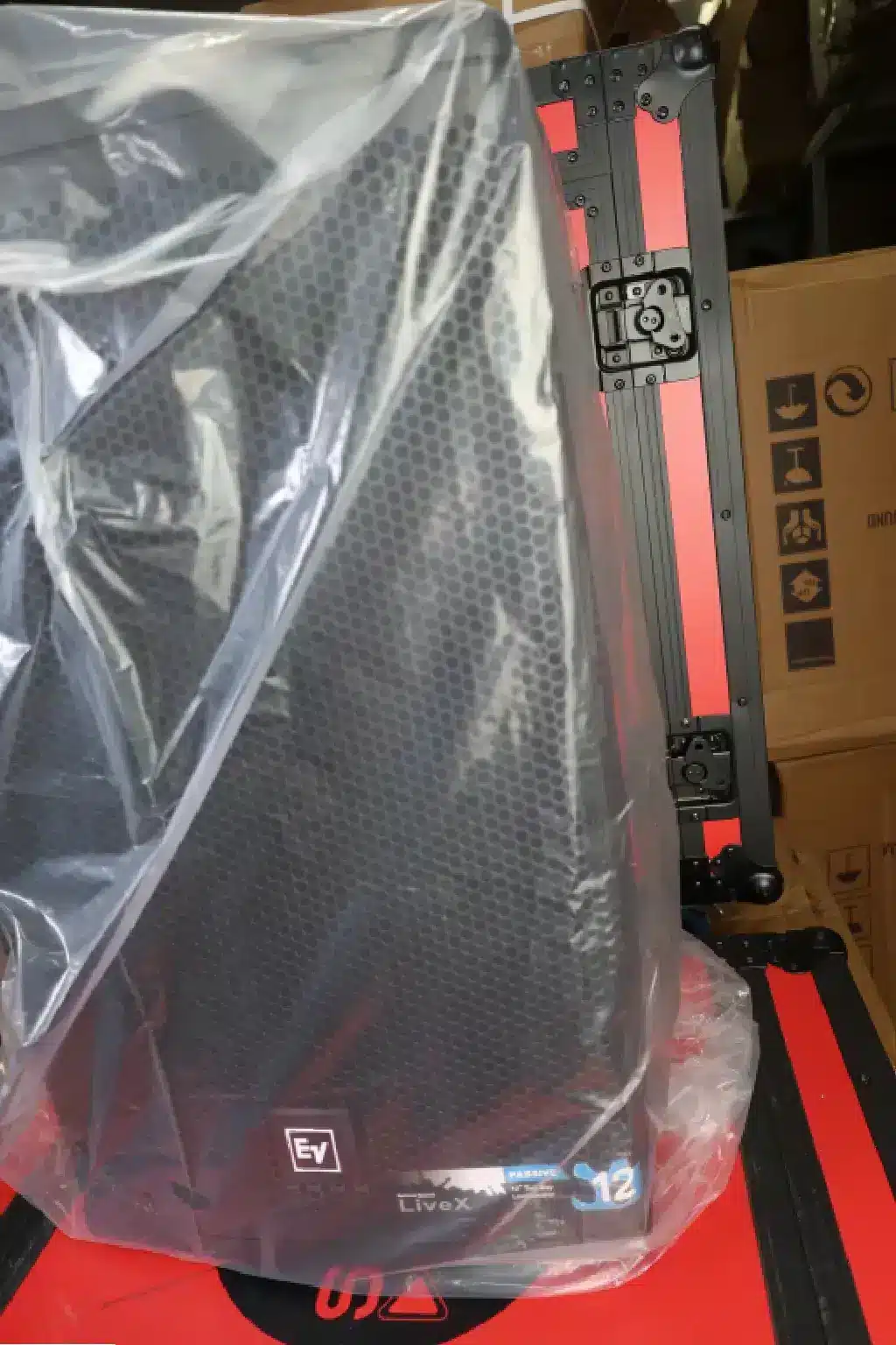 EV ELX 112P Passive Loudspeaker 9 EV ELX 112P power handling