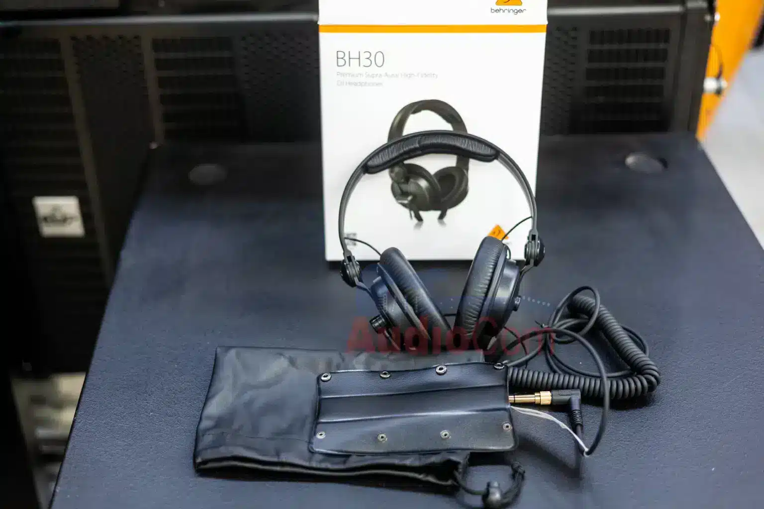 Behringer BH30 Premium Supra-Aural Closed-Back DJ Headphones 7 bh 30 premium supra-aural high-fidelity dj headphones price in Kenya