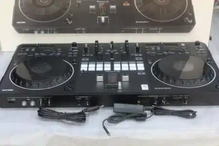 DDJ REV5 Dj Controller 5 DJ accessories Nairobi,