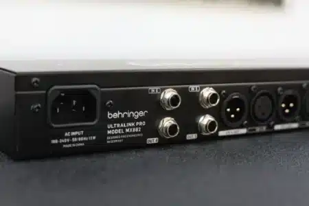 Behringer Ultralink Pro MX882 25 Behringer Ultralink PRO MX882 signal processor