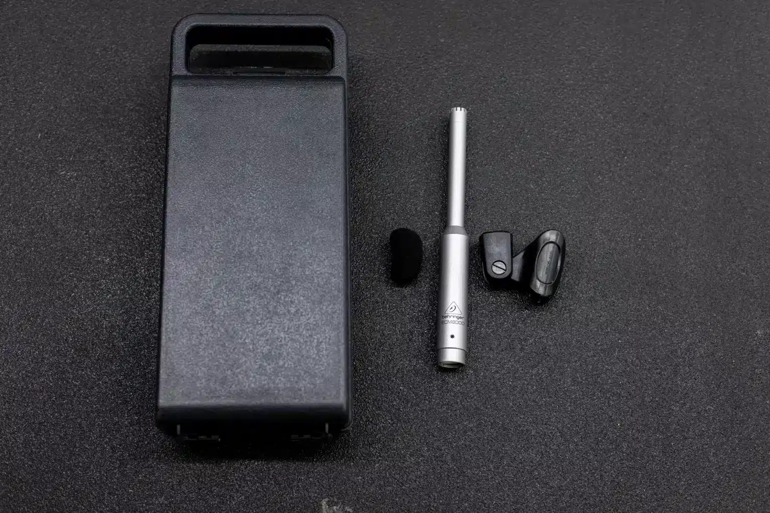 Behringer ECM8000 Ultra-Linear 2 Affordable measurement mic