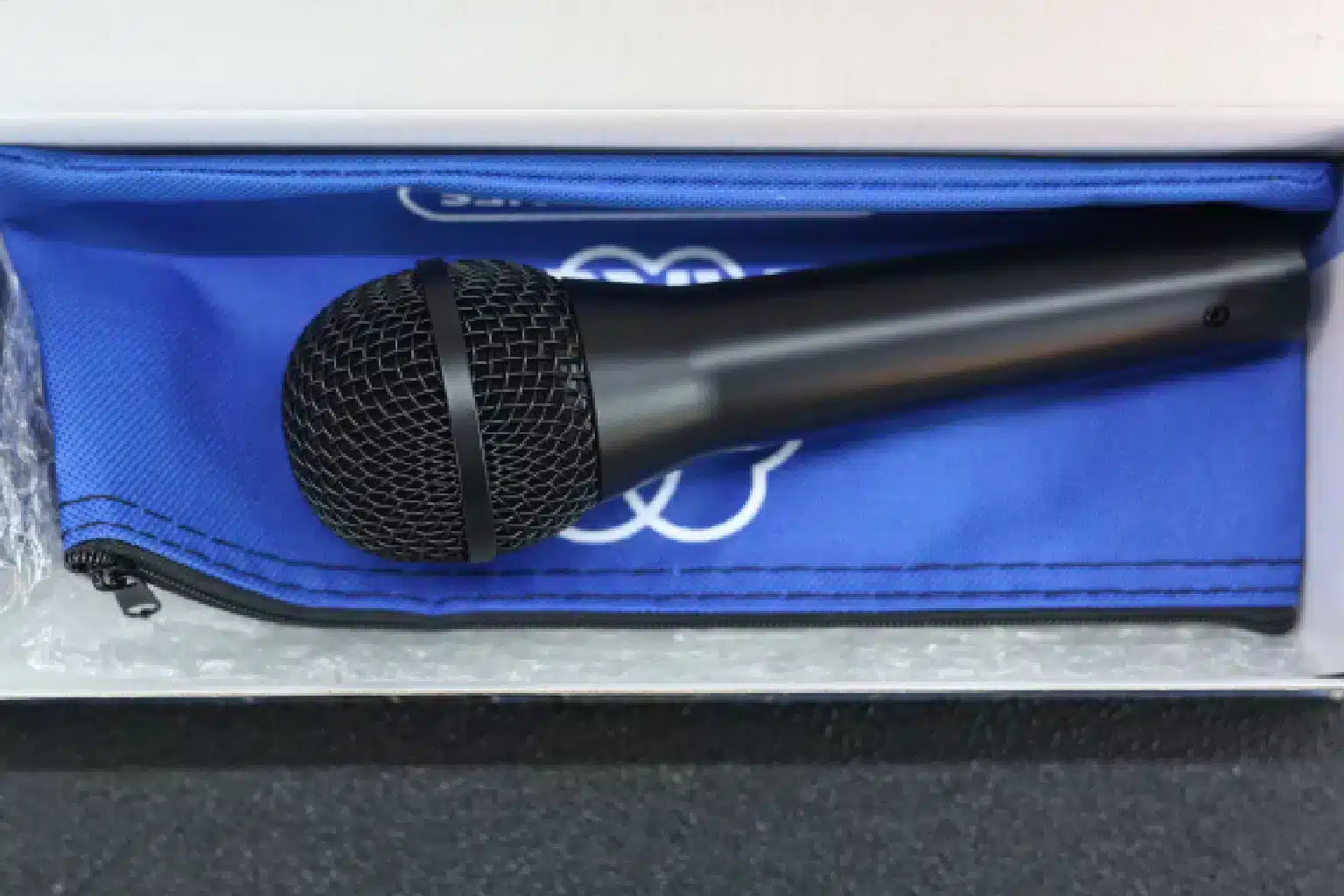 AKG D660 S Microphone 3 dynamic microphone