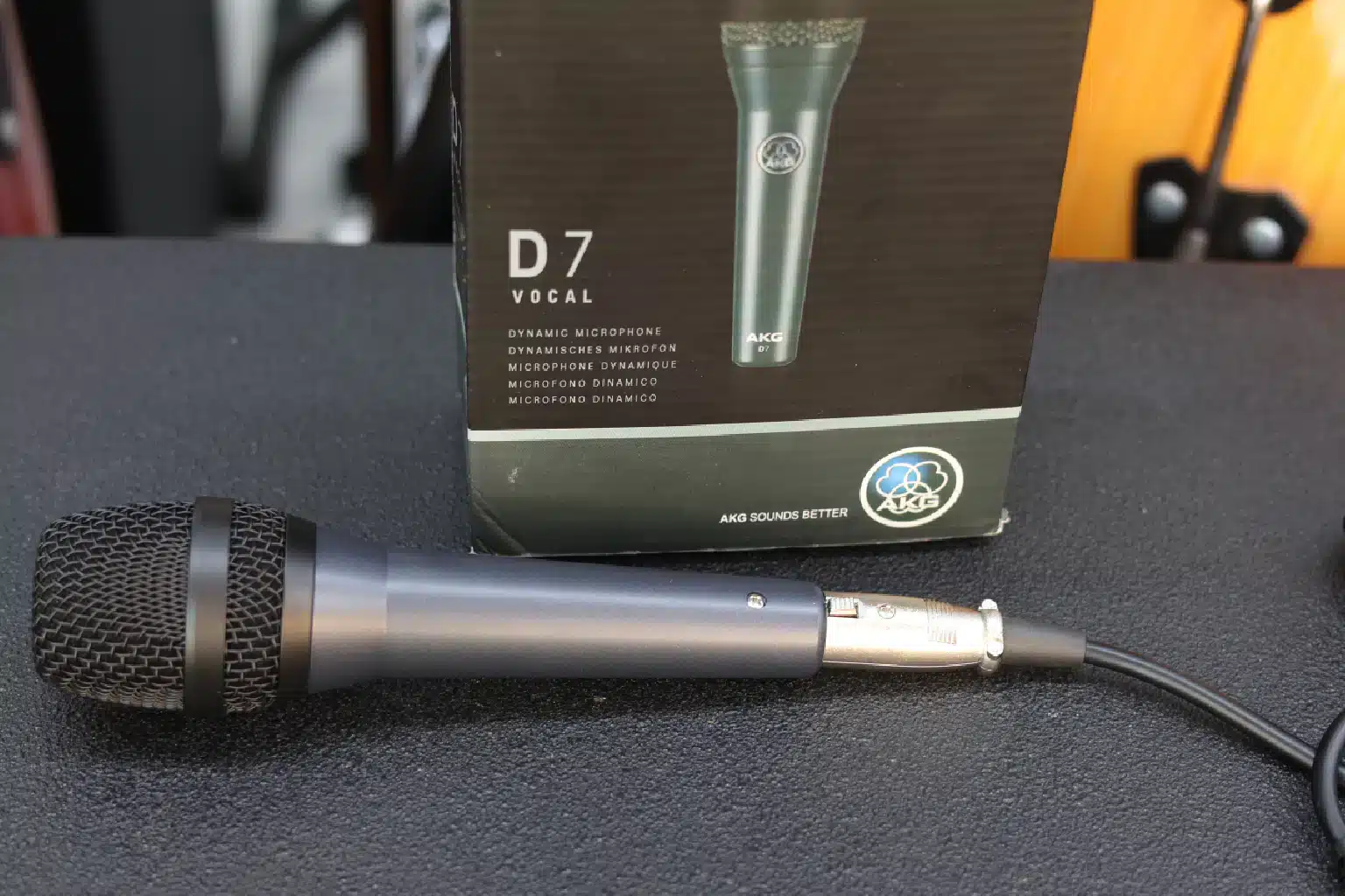 AKG D7 S Reference Handheld Dynamic Vocal Microphone 2 AKG D7 S