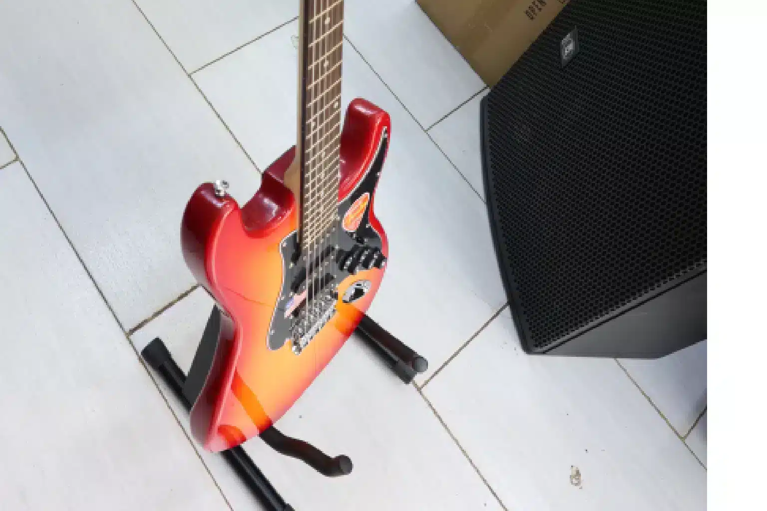 Fender Solo Guitar 6 Strings 4 Solo guitar