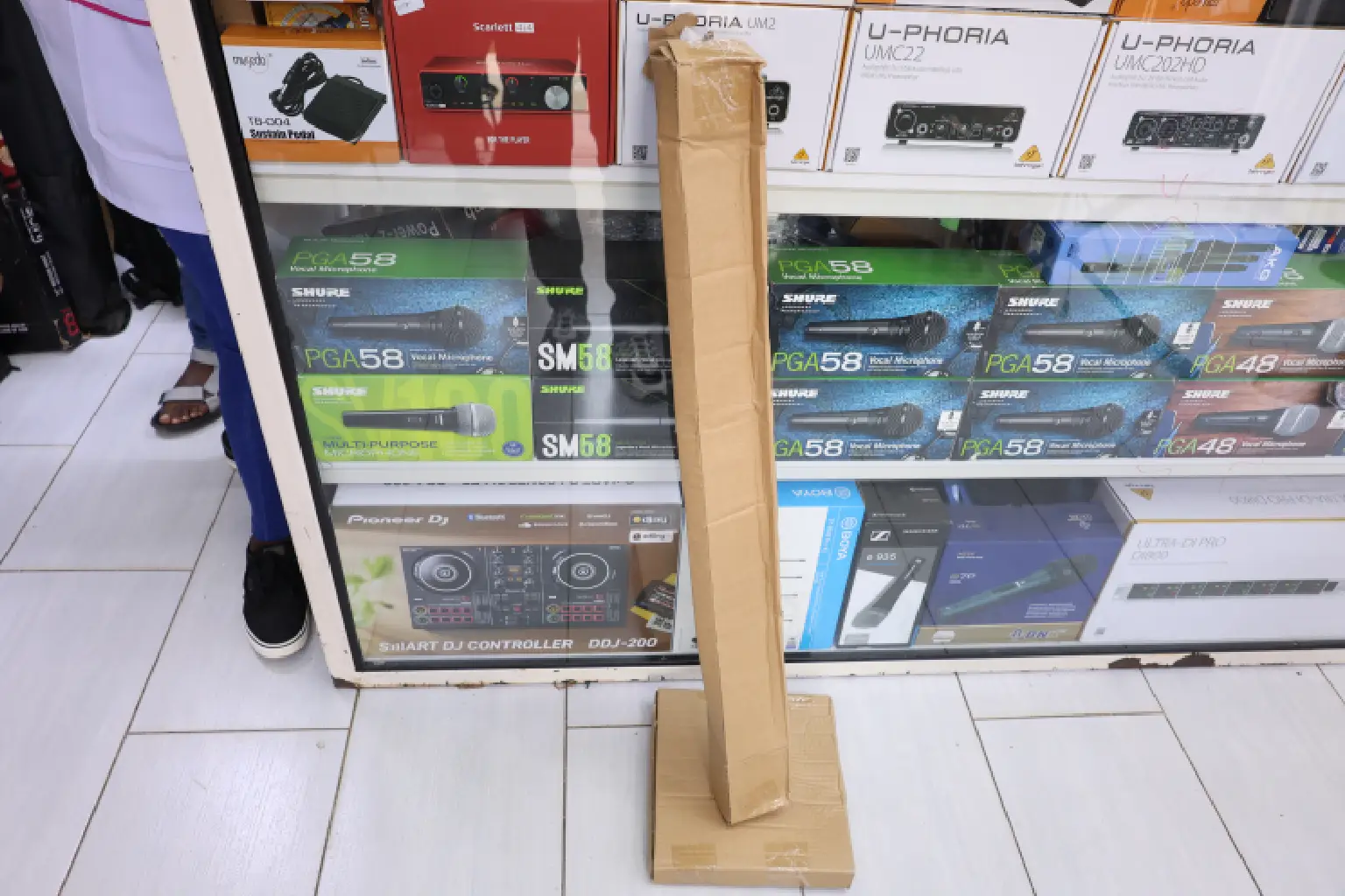 Newnabie Microphone Stand 8 Newnabie mic stand shops