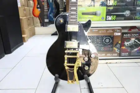 Gibson Full Body Rhythm Guitar 6 Classic Gibson