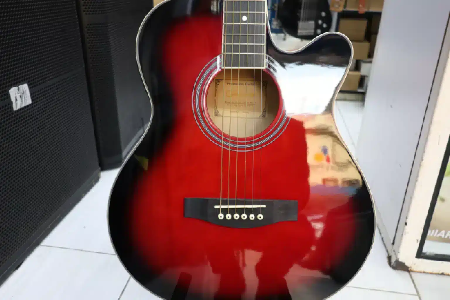 Gibson semi Acoustic Guitar 6 Strings 1 Music store in Nairobi