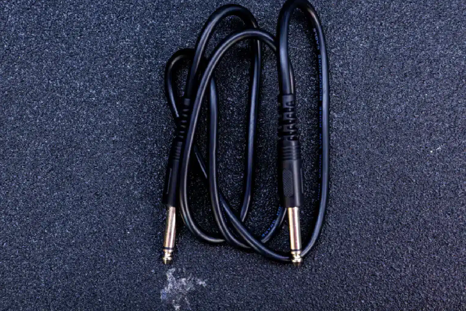 BNK ES200 UHF Digital Wireless Microphone 4 Buy BNK ES200 Nairobi