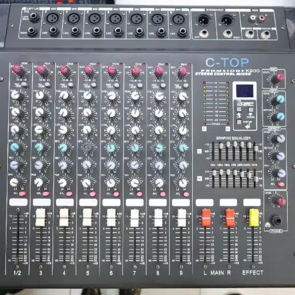 C- Top K900 8 Channel Mixer