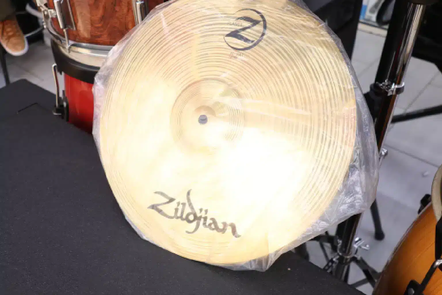 Zildjian Planet Z Crash Hi-Hat Cymbals 1 Zildjian Planet Z Crash Hi-Hat Nairobi