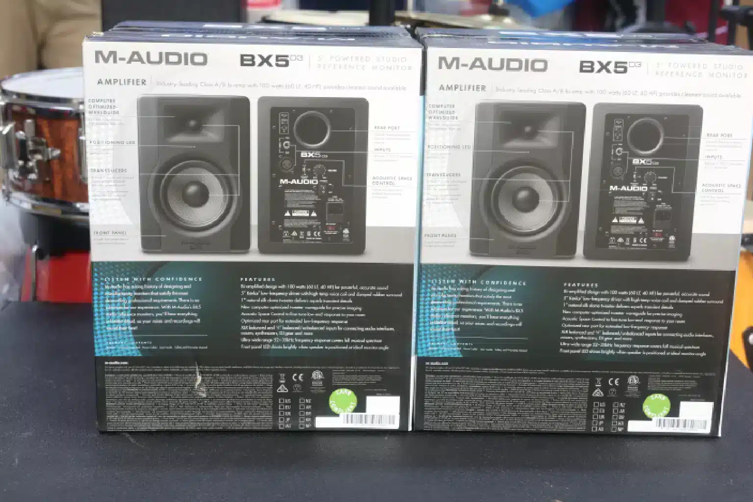 M audio BX5 D3 Powered Studio Reference 3 M-Audio BX5 D3 performance