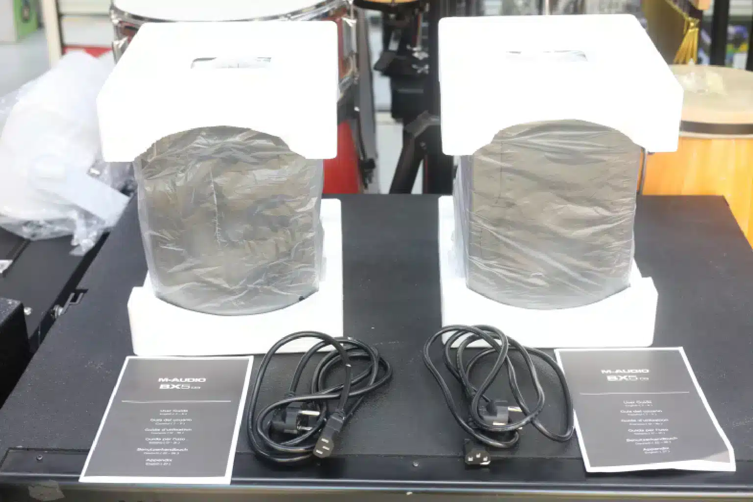 M audio BX5 D3 Powered Studio Reference 5 M-Audio BX5 D3 unboxing